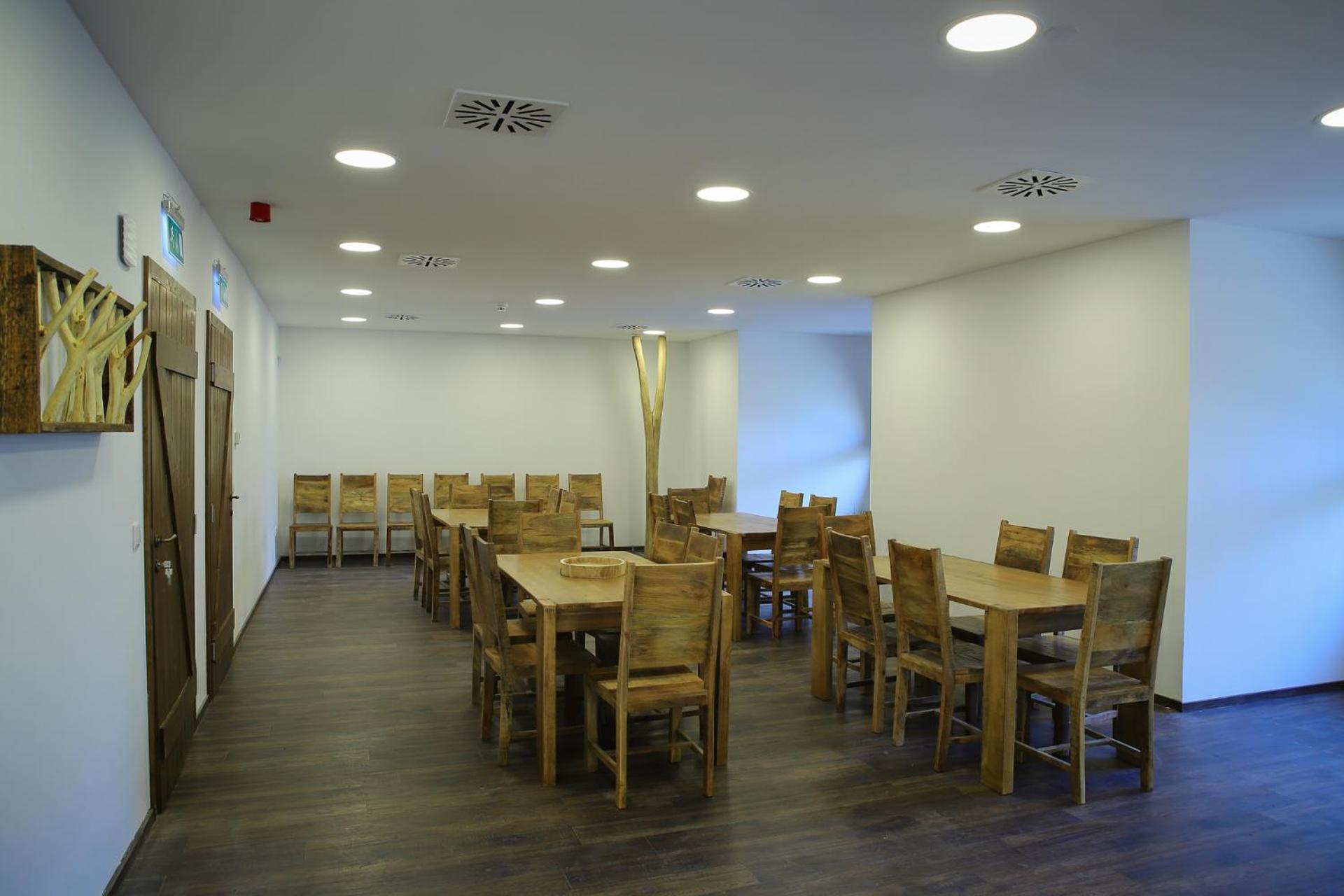 Bucka-Lak Aparthotel Szabolcsveresmart Bagian luar foto